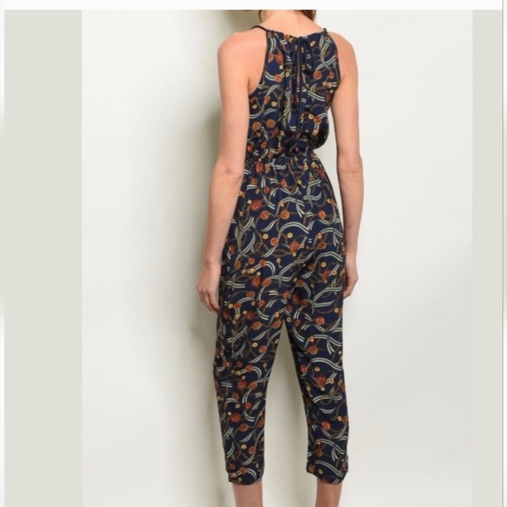 🔱 NWT🔱 Floral Print Jumpsuit By Private Label Sz Medium 🚢